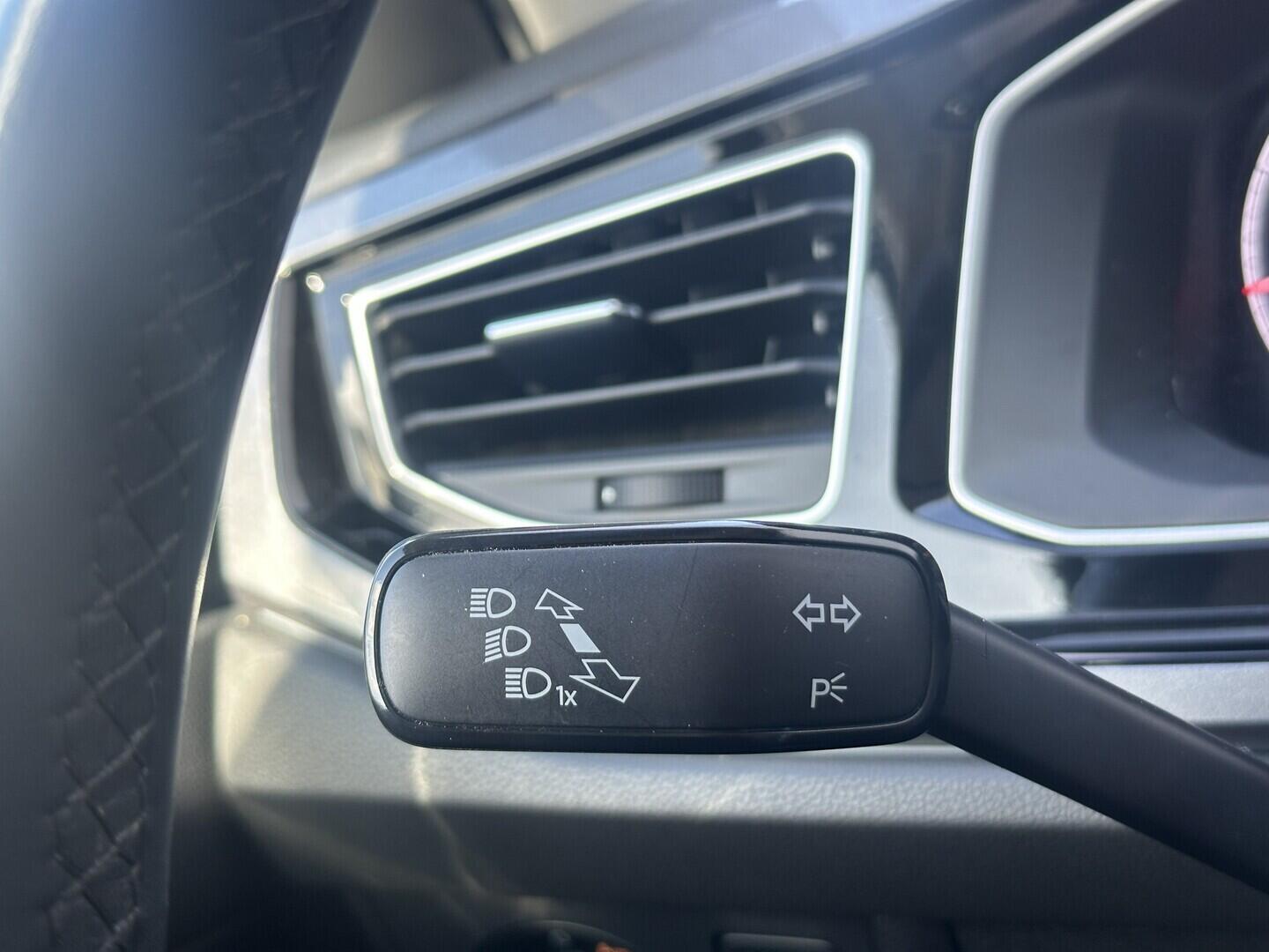 O619V07900_21.webp_POLO Highline 1.0 TSI 85 kW automat, DPH