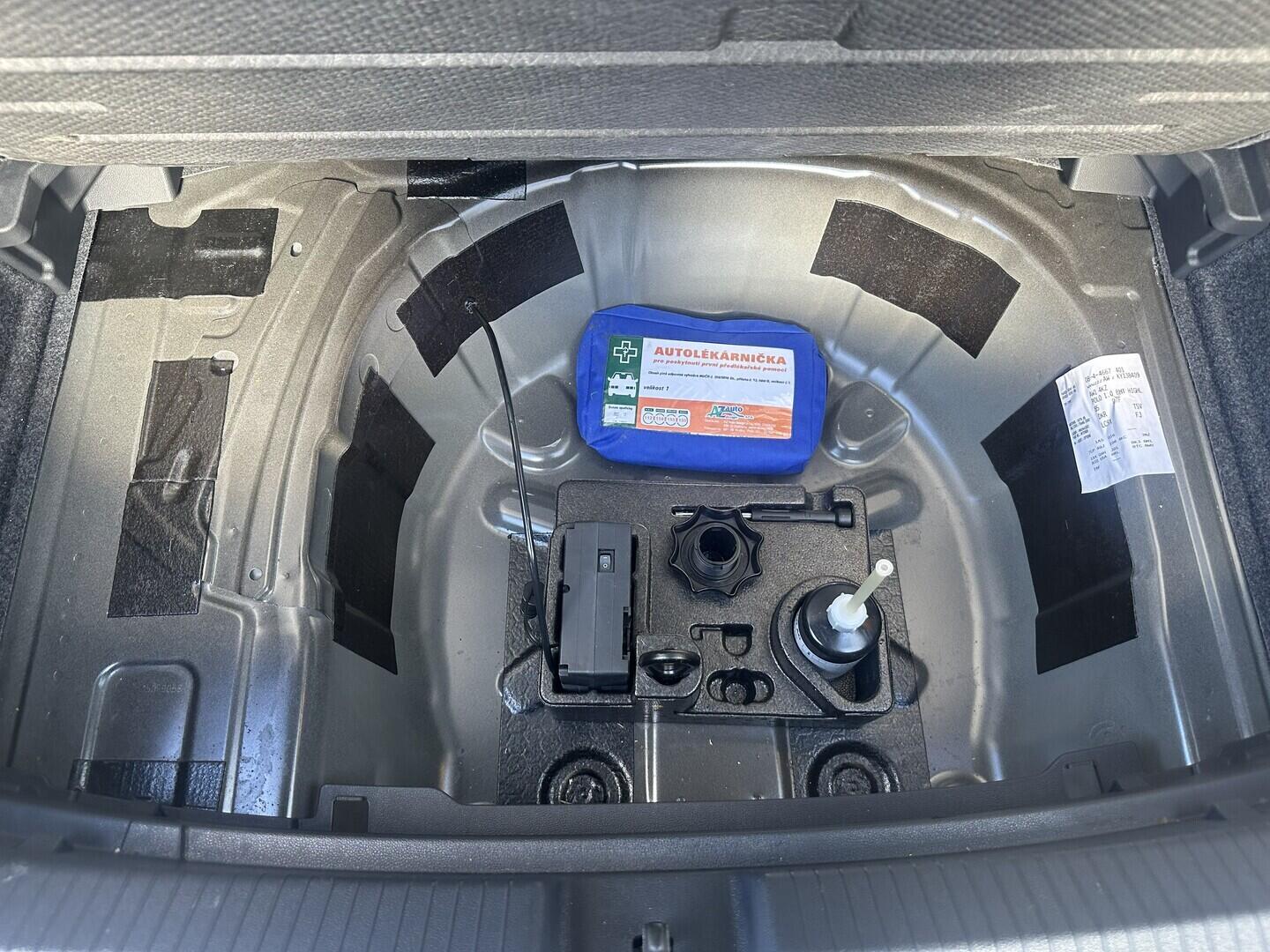 O619V07900_32.webp_POLO Highline 1.0 TSI 85 kW automat, DPH