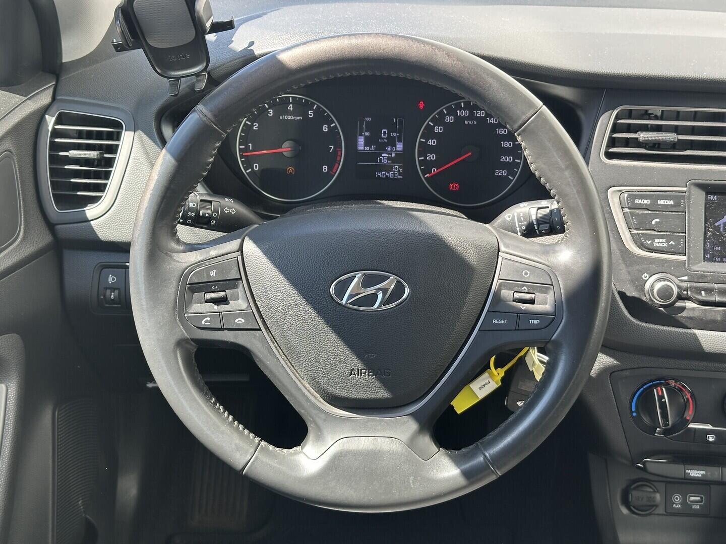 O619V07905_20.webp_I20 Family club 1.2 1.2i 55 kW manuál