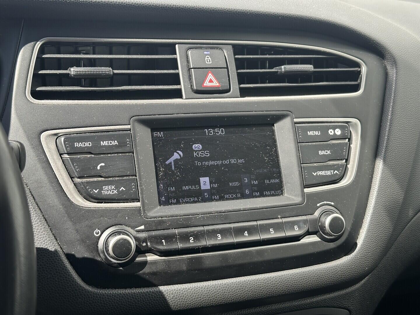 O619V07905_24.webp_I20 Family club 1.2 1.2i 55 kW manuál