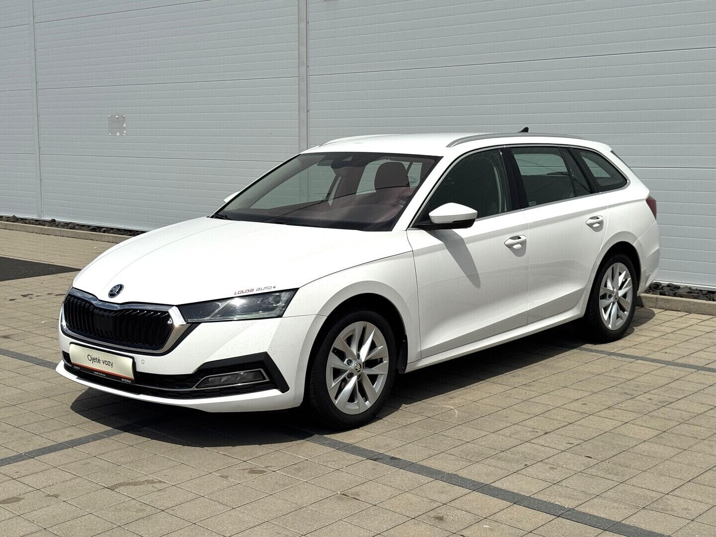 O619V07915_10.webp_OCTAVIA Style 2.0 TDI 85 kW manuál, DPH