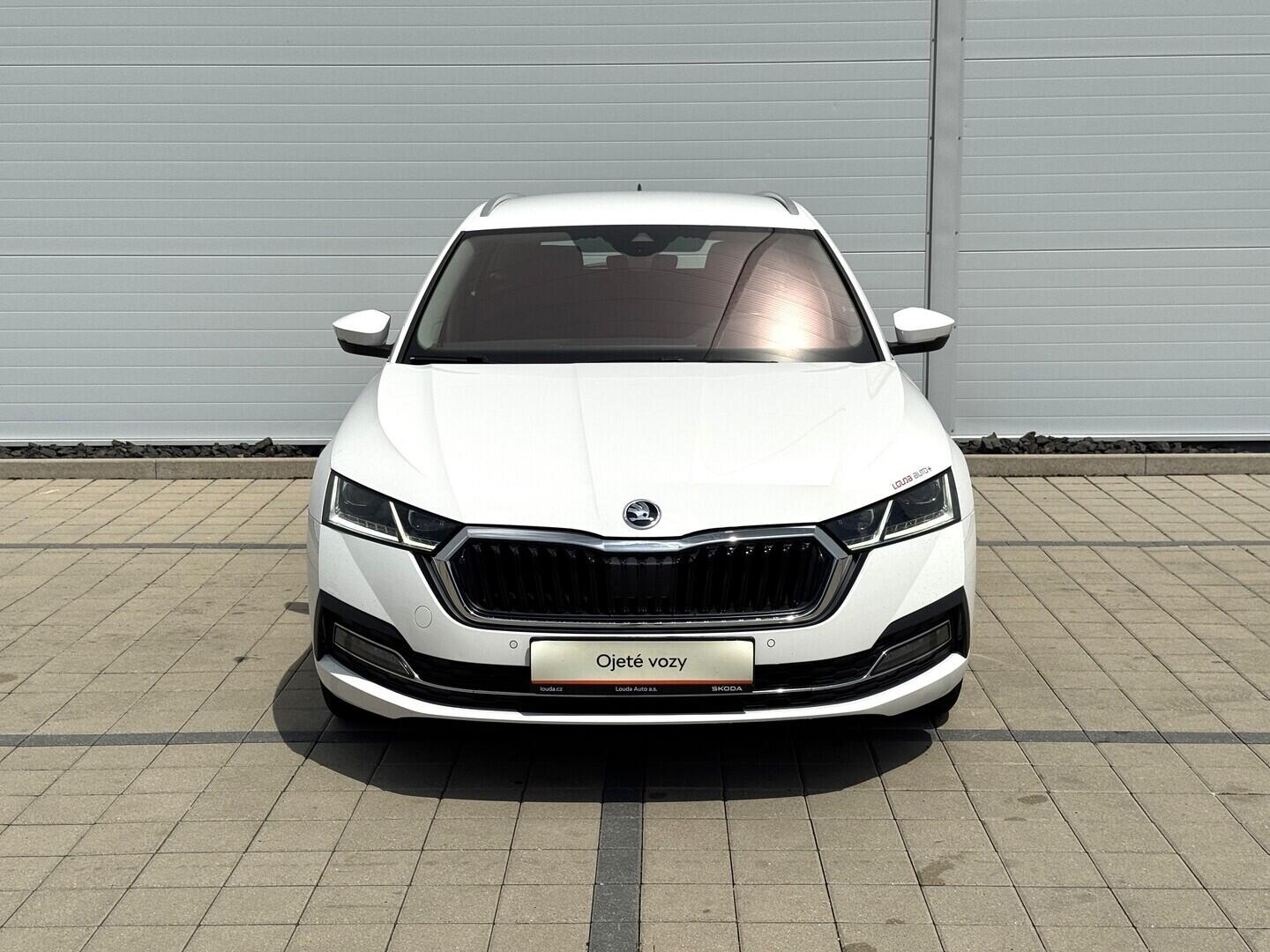 O619V07915_11.webp_OCTAVIA Style 2.0 TDI 85 kW manuál, DPH