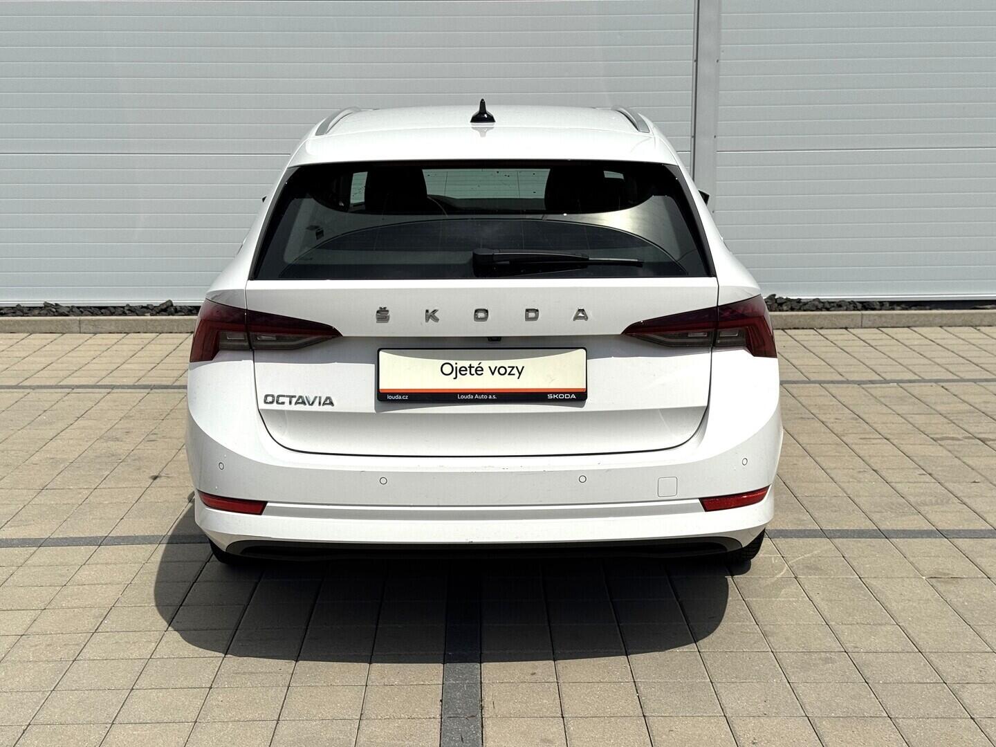 O619V07915_15.webp_OCTAVIA Style 2.0 TDI 85 kW manuál, DPH