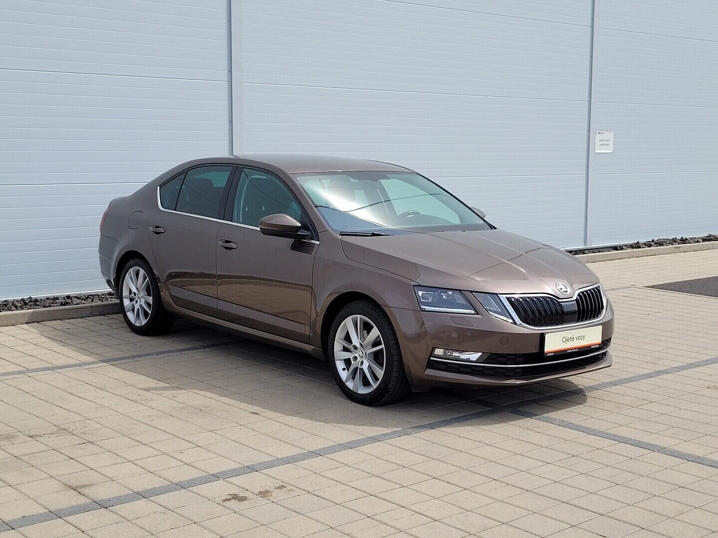 O619V07917_12.webp_OCTAVIA Style 1.6 TDI 85 kW manuál