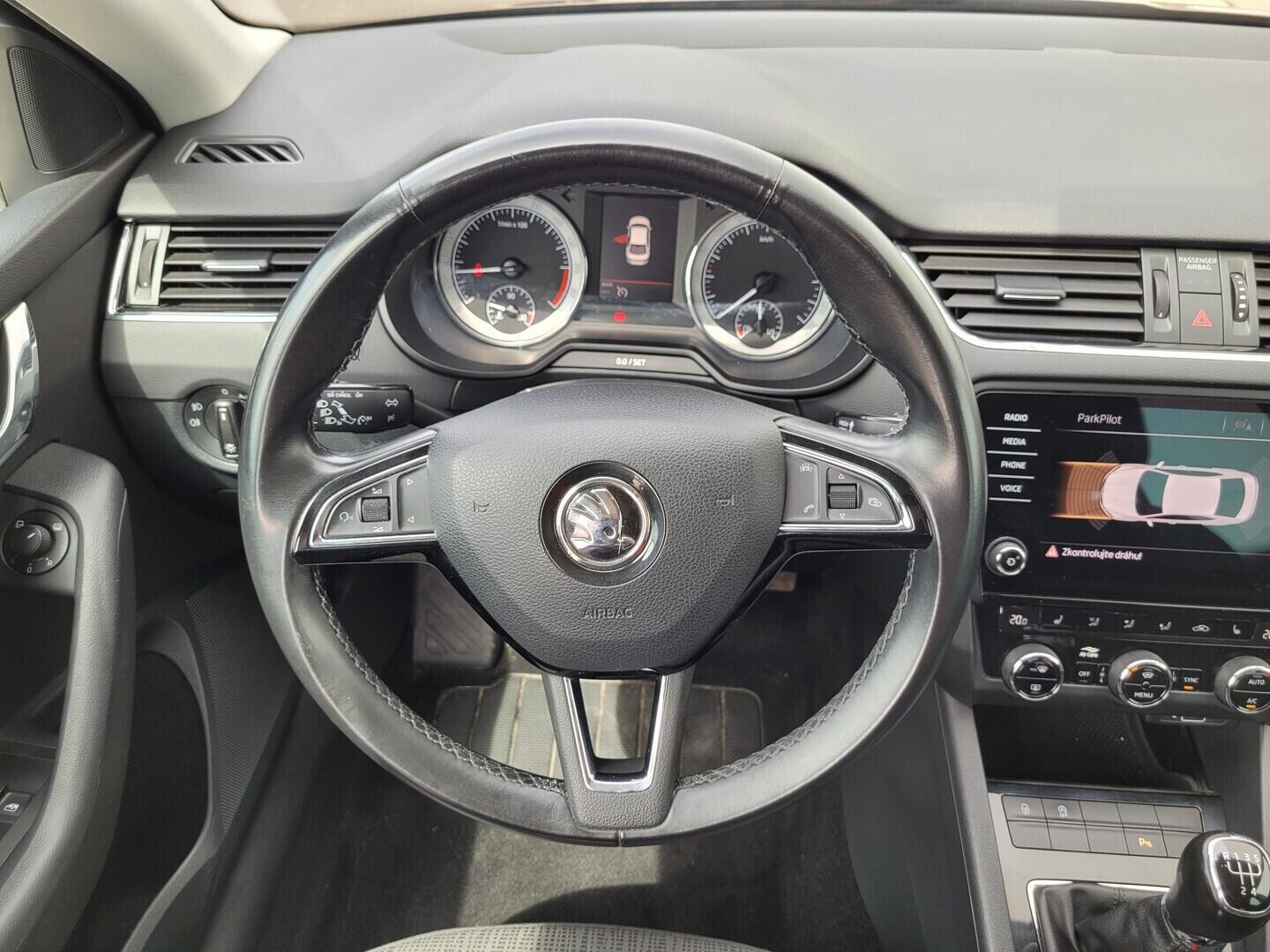 O619V07917_20.webp_OCTAVIA Style 1.6 TDI 85 kW manuál