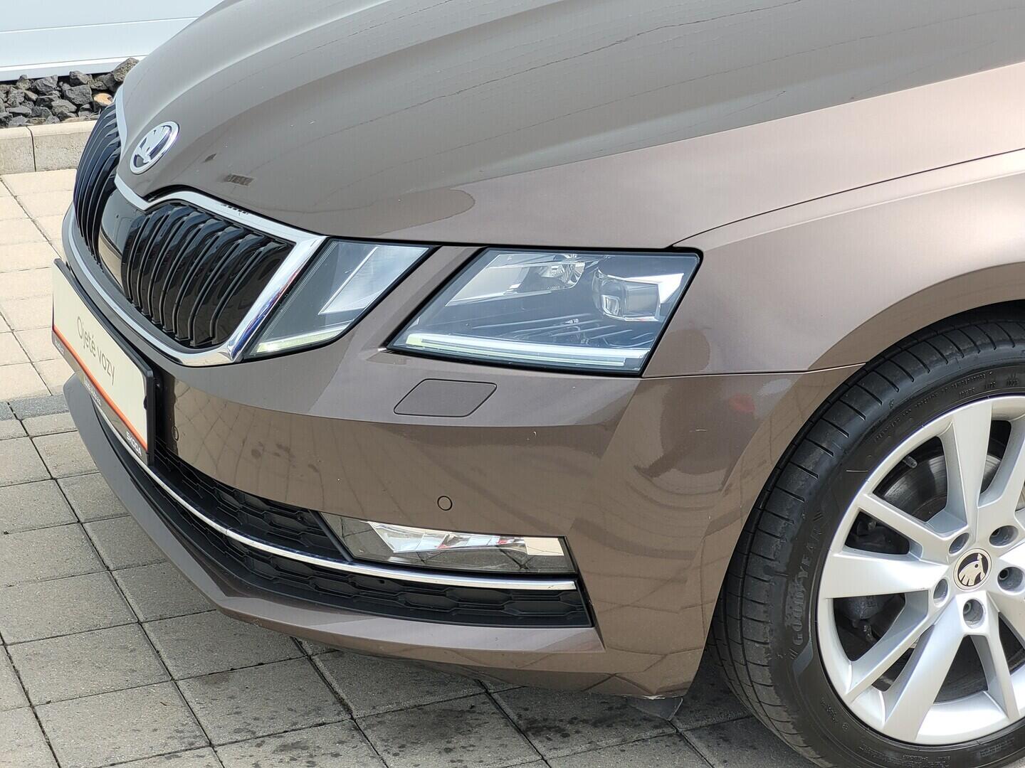 O619V07917_30.webp_OCTAVIA Style 1.6 TDI 85 kW manuál