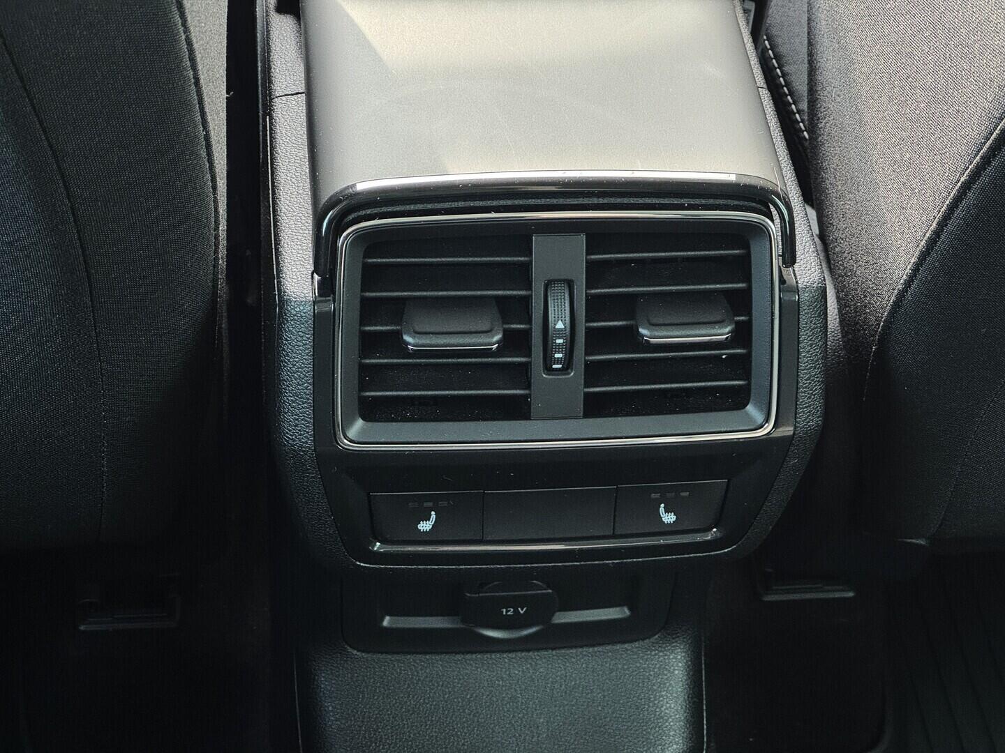 O619V07918_24.webp_KAROQ Selection 1.5 TSI 110 kW automat, DPH