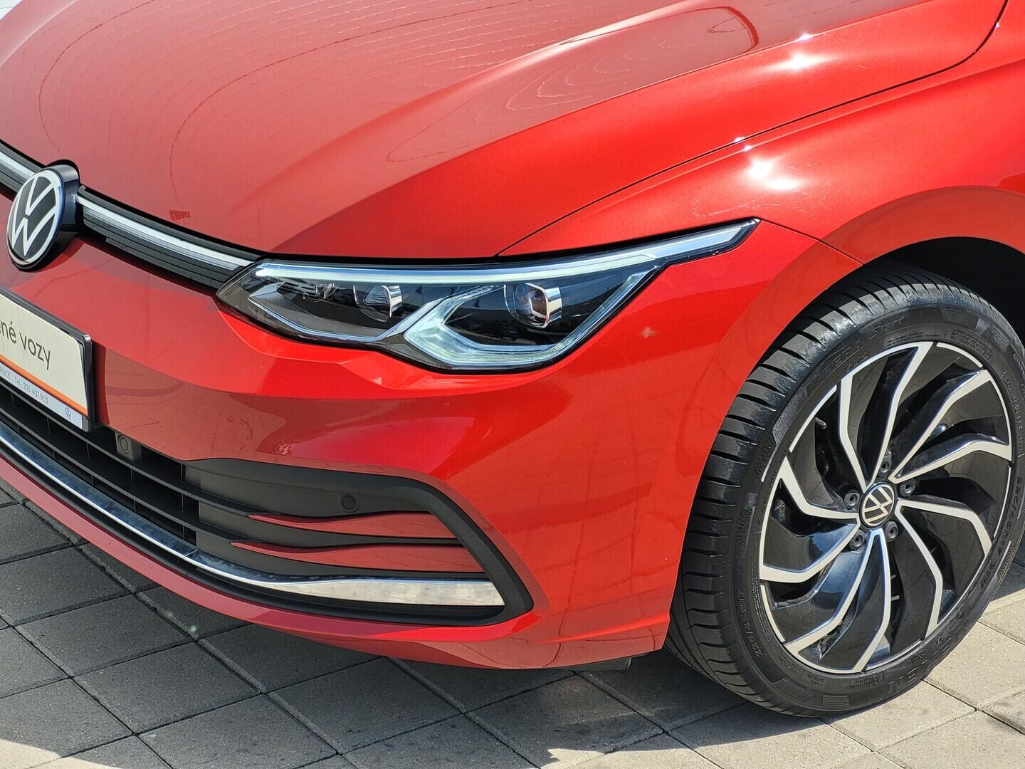O619V07919_32.webp_GOLF VARIANT Style 1.5 TSI 110 kW manuál, DPH