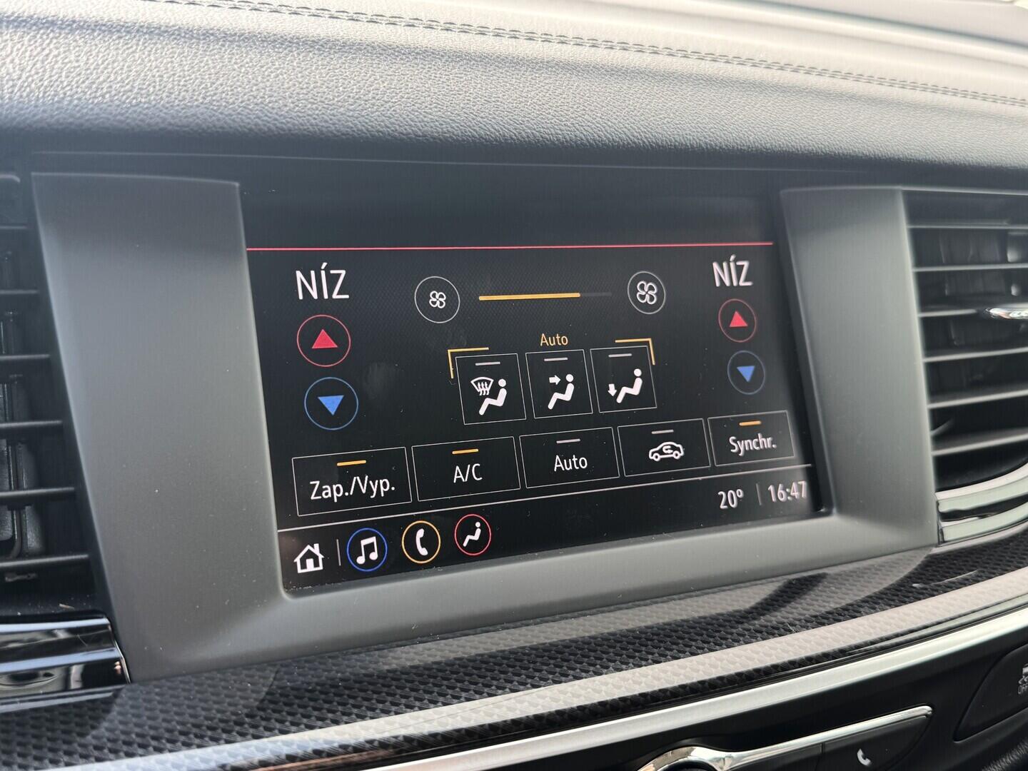 O619V07942_32.webp_INSIGNIA Elegance grand sport 2.0 cdti 128 kW automat