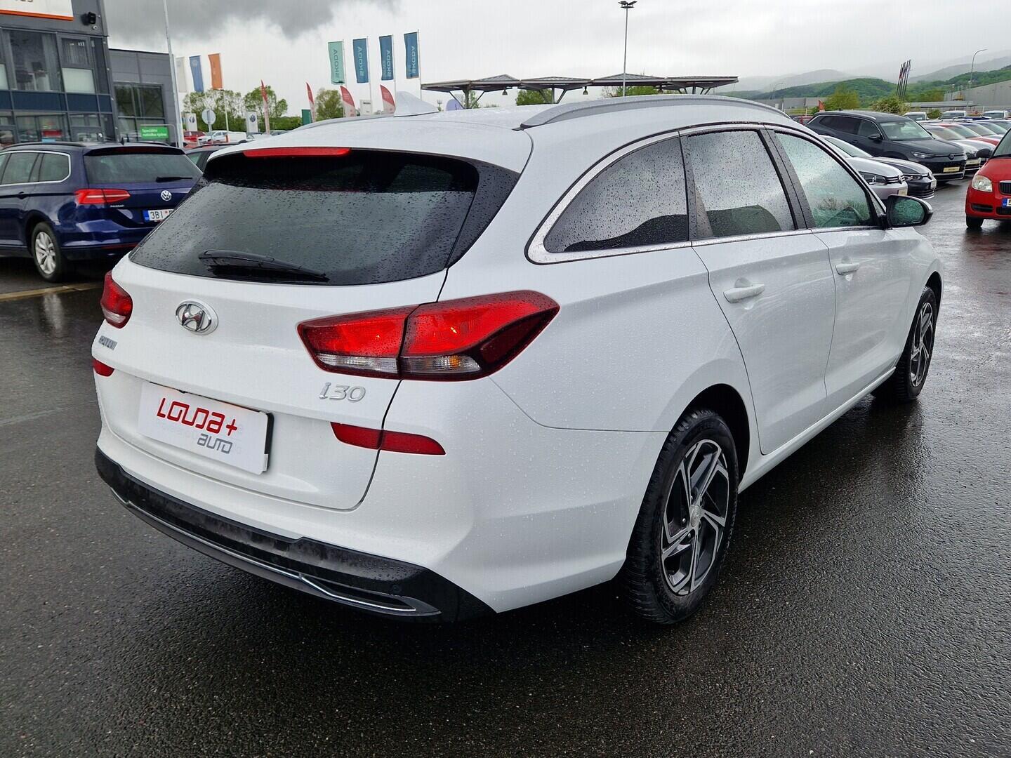 O619V07955_11.webp_I30 Smart 1.6 CRDi 85 kW manuál