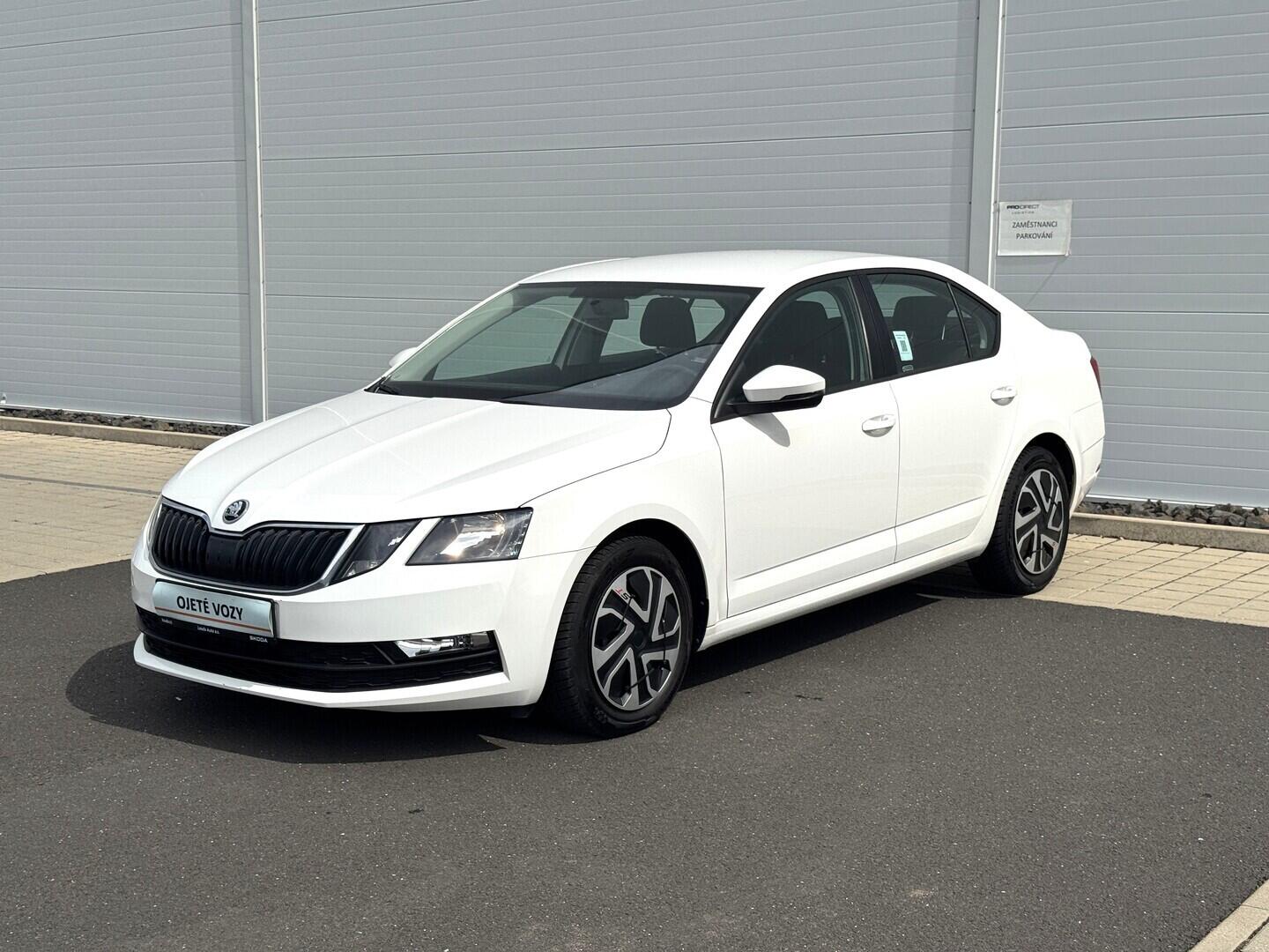 O619V07981_10.webp_OCTAVIA Active 1.0 TSI 85 kW manuál