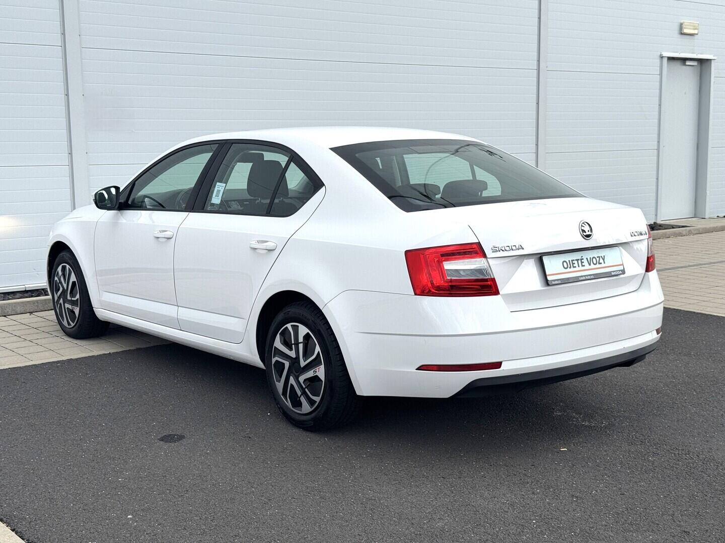 O619V07981_16.webp_OCTAVIA Active 1.0 TSI 85 kW manuál