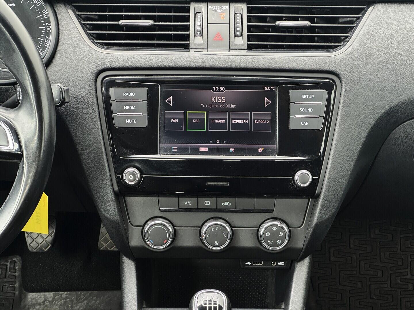 O619V07981_28.webp_OCTAVIA Active 1.0 TSI 85 kW manuál