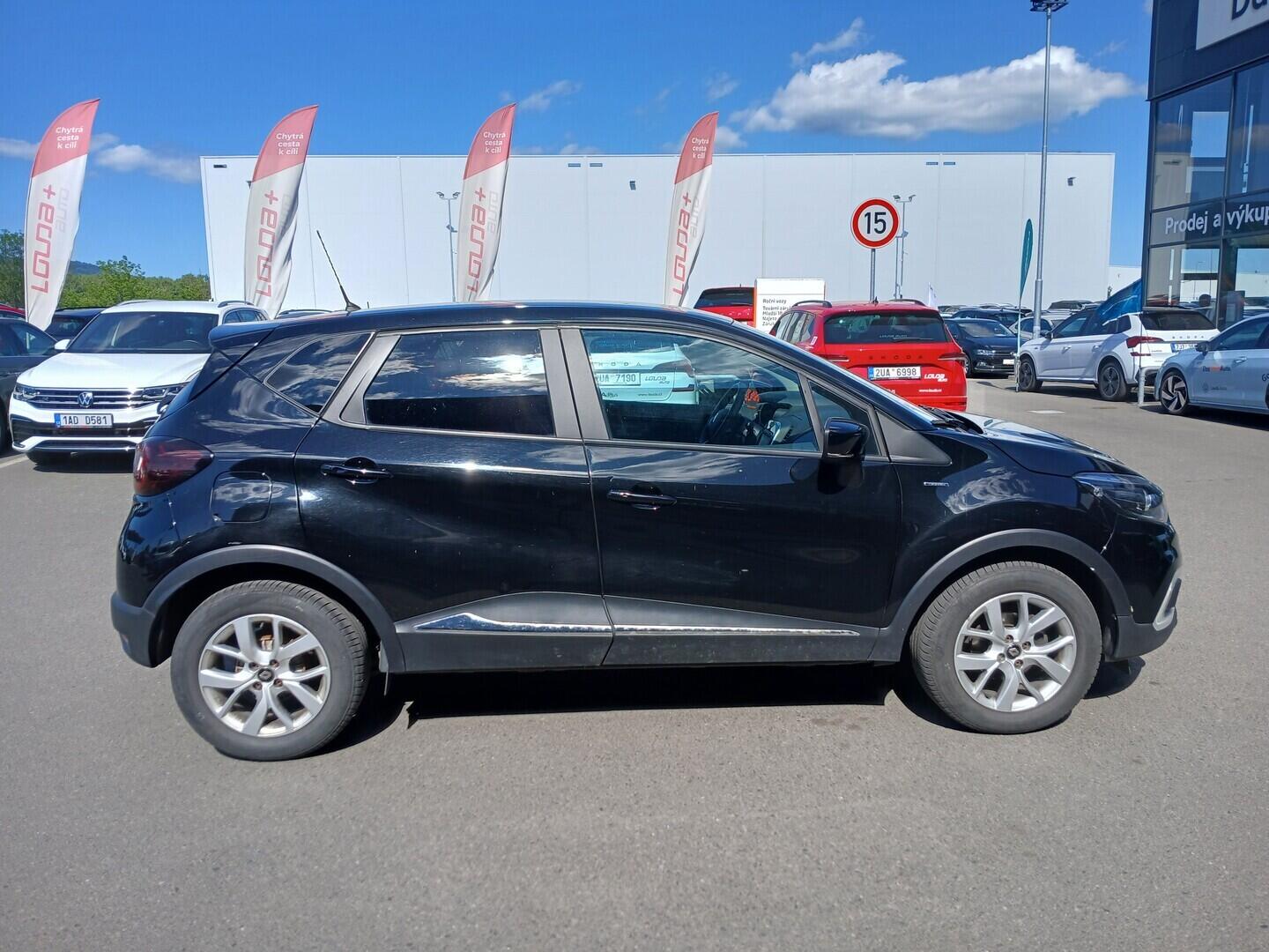 O619V07996_12.webp_CAPTUR Limited 0.9 TCe 66 kW manuál