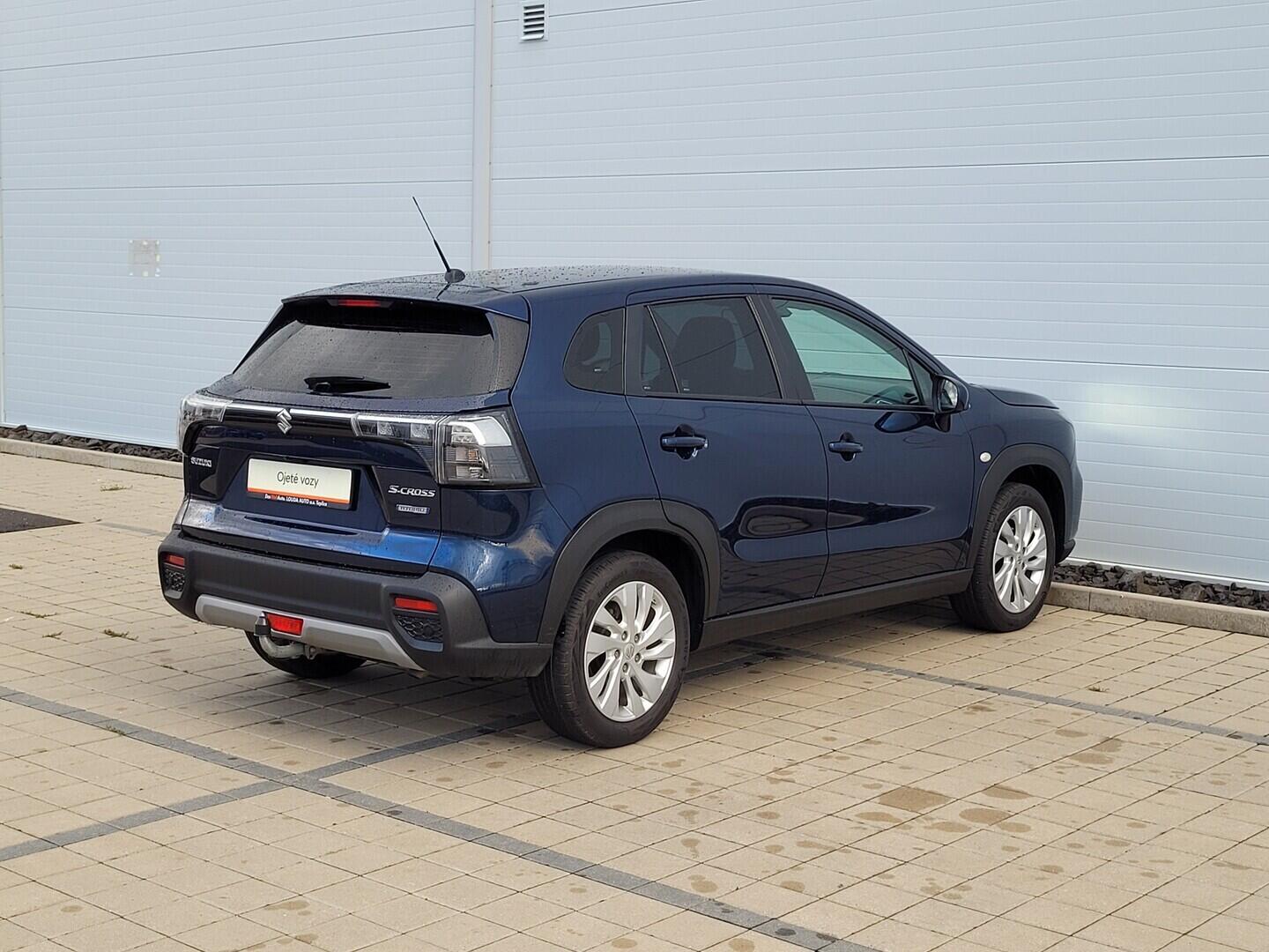 O619V08014_13.webp_SX4 S-CROSS  1.4 BoosterJet 95 kW manuál