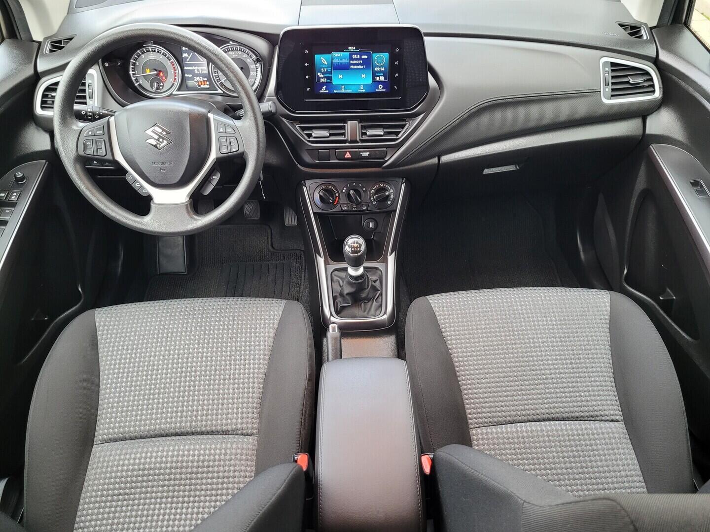 O619V08014_16.webp_SX4 S-CROSS  1.4 BoosterJet 95 kW manuál