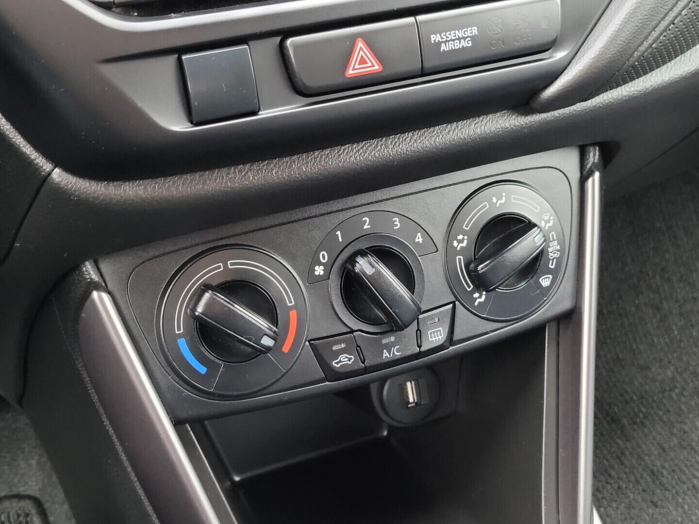 O619V08014_26.webp_SX4 S-CROSS  1.4 BoosterJet 95 kW manuál