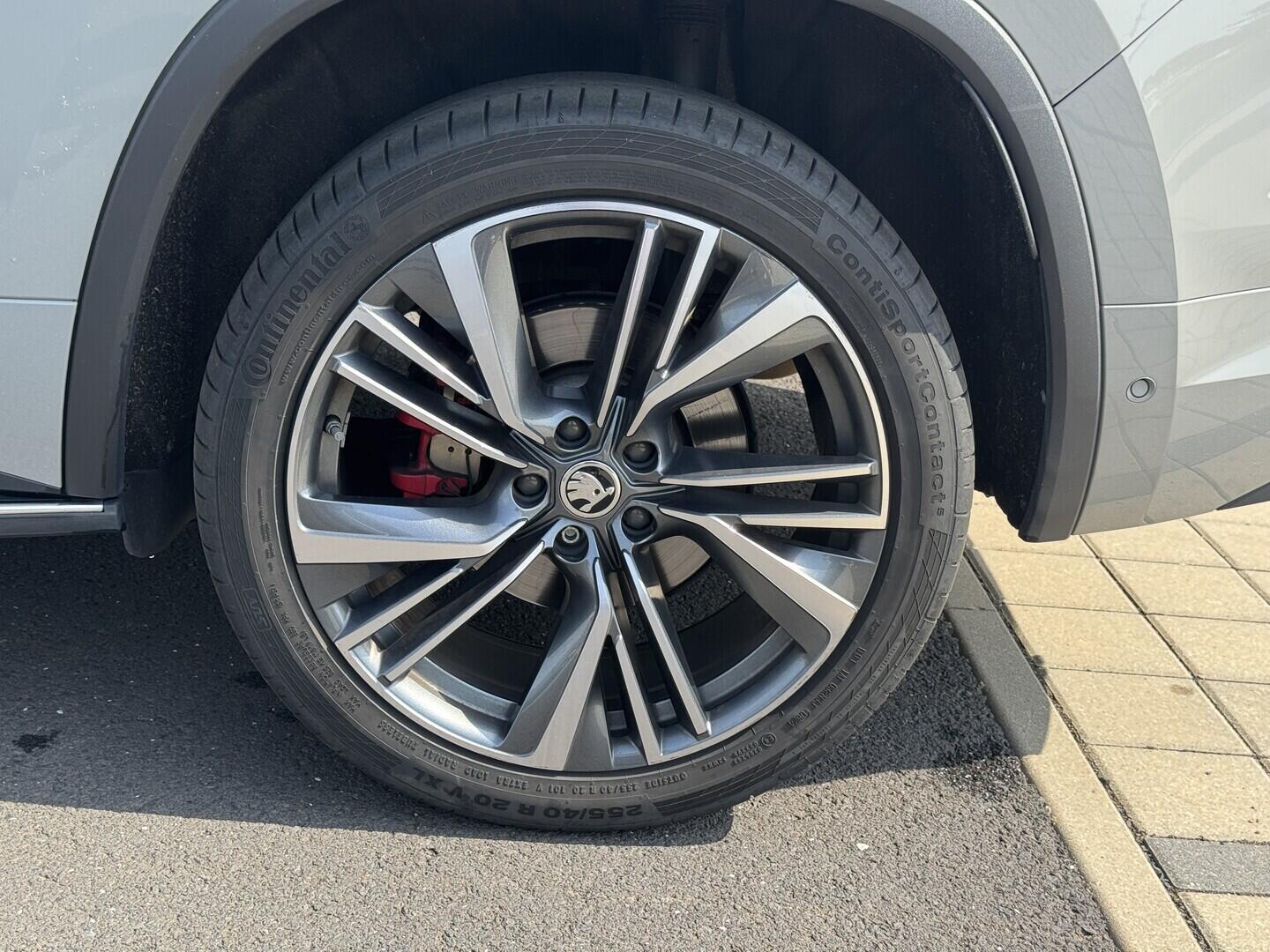 O619V08019_39.webp_KODIAQ RS 2.0 TSI 180 kW automat, DPH
