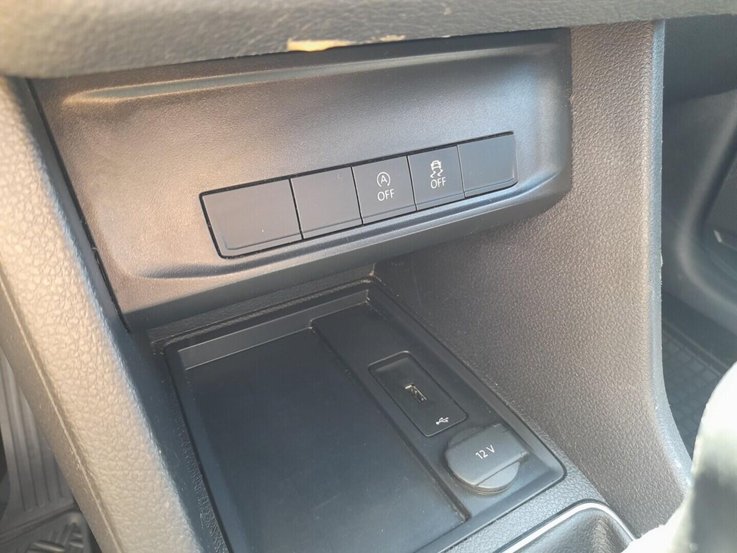OB199V00549_30.webp_CADDY  2.0 TDI 75 kW manuál, DPH