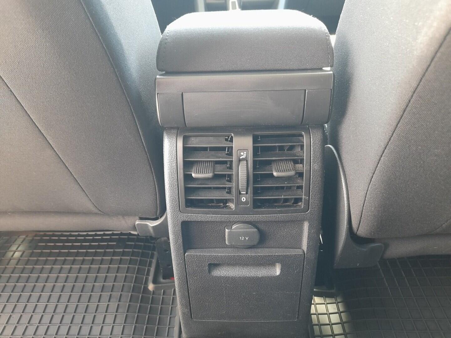 OB199V00549_31.webp_CADDY  2.0 TDI 75 kW manuál, DPH