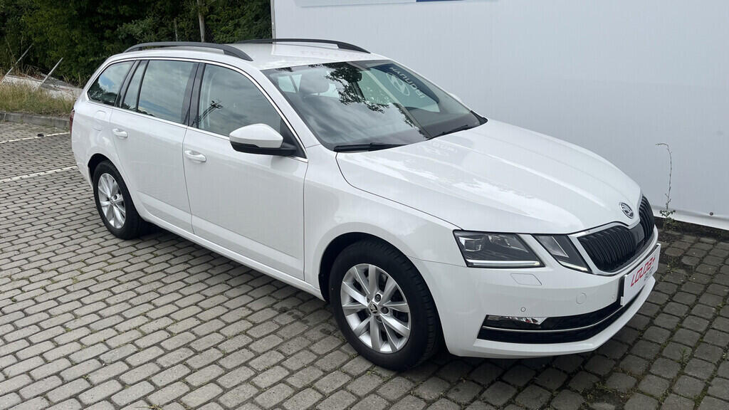 OB199V00566_14.webp_OCTAVIA Style 2.0 TSI 140 kW automat, DPH
