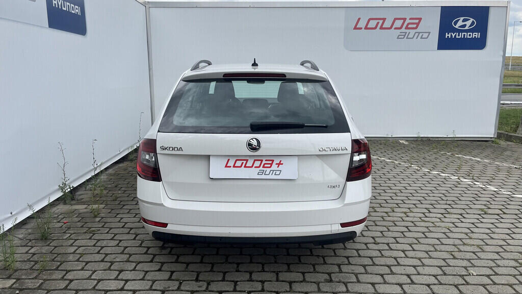 OB199V00566_17.webp_OCTAVIA Style 2.0 TSI 140 kW automat, DPH