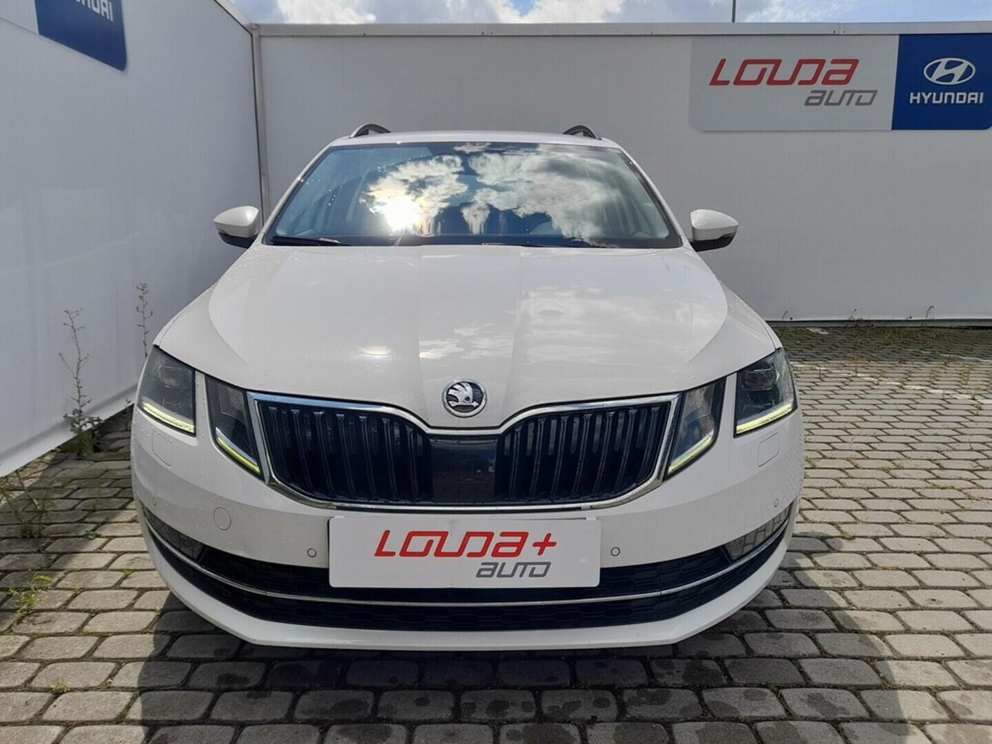 OB199V00571_13.webp_OCTAVIA Style 1.5 TSI 110 kW manuál, DPH