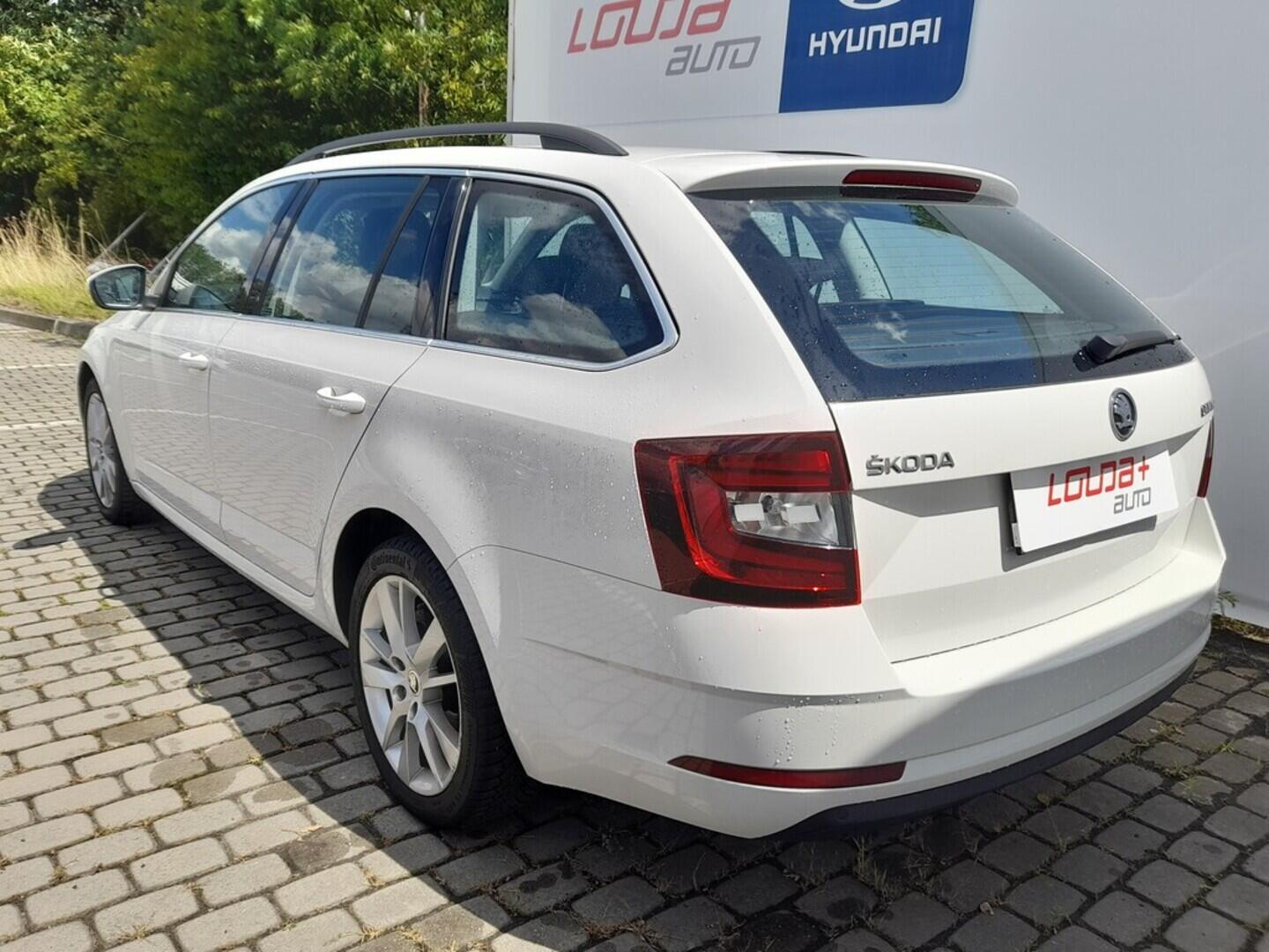 OB199V00571_15.webp_OCTAVIA Style 1.5 TSI 110 kW manuál, DPH