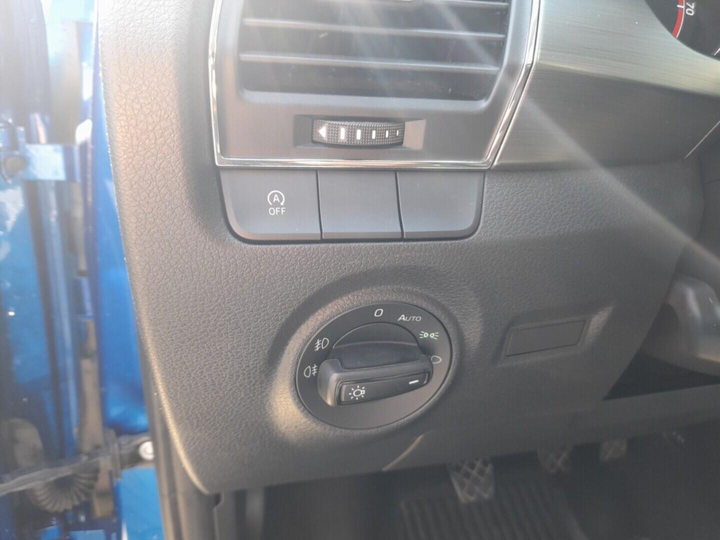 OB199V00584_22.webp_FABIA Style 1.0 TSI 81 kW manuál, DPH