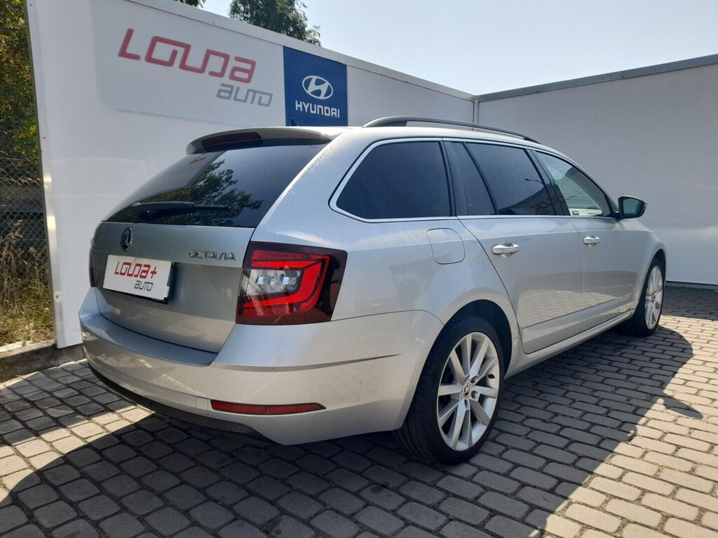 OB199V00591_11.webp_OCTAVIA Style 2.0 TDI 110 kW automat