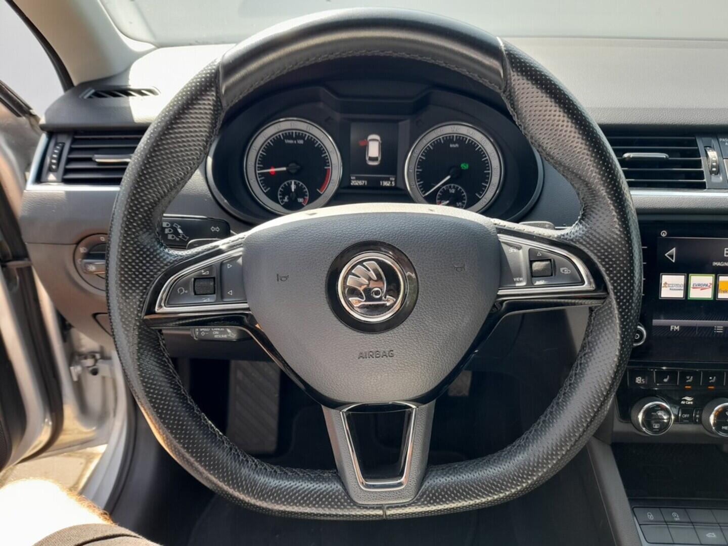 OB199V00591_23.webp_OCTAVIA Style 2.0 TDI 110 kW automat