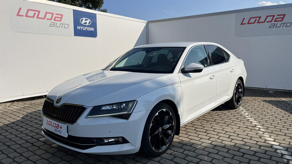 OB199V00605_10.webp_SUPERB Style 2.0 TDI 140 kW automat