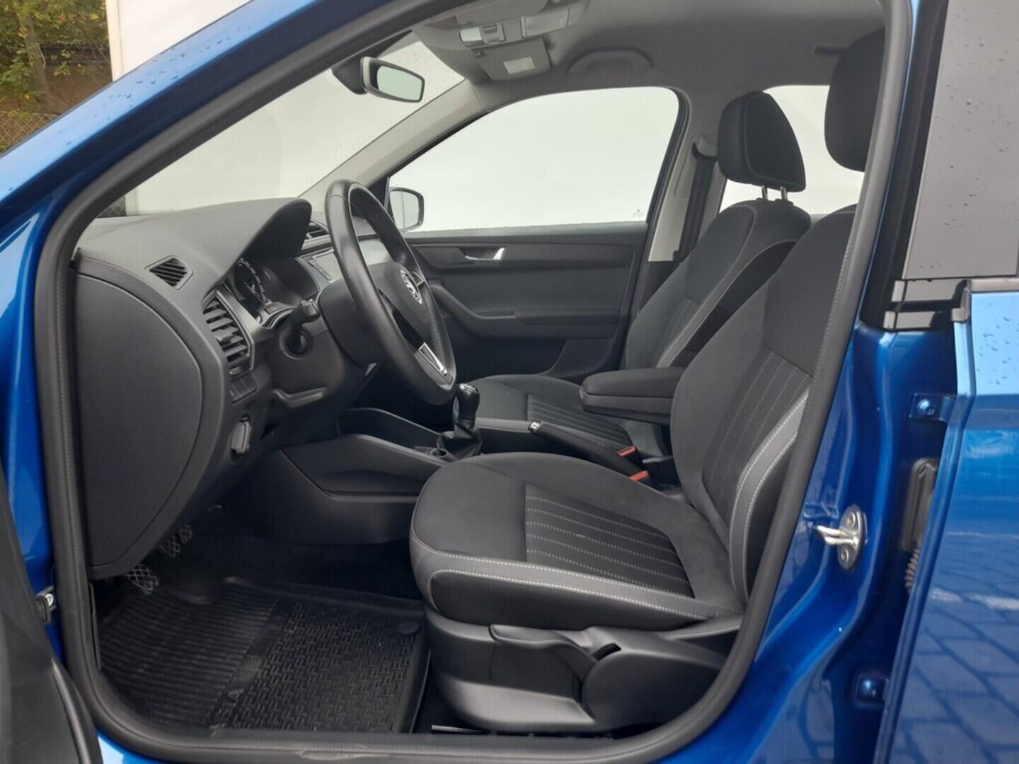 OB199V00610_20.webp_FABIA Style 1.0 TSI 81 kW manuál, DPH
