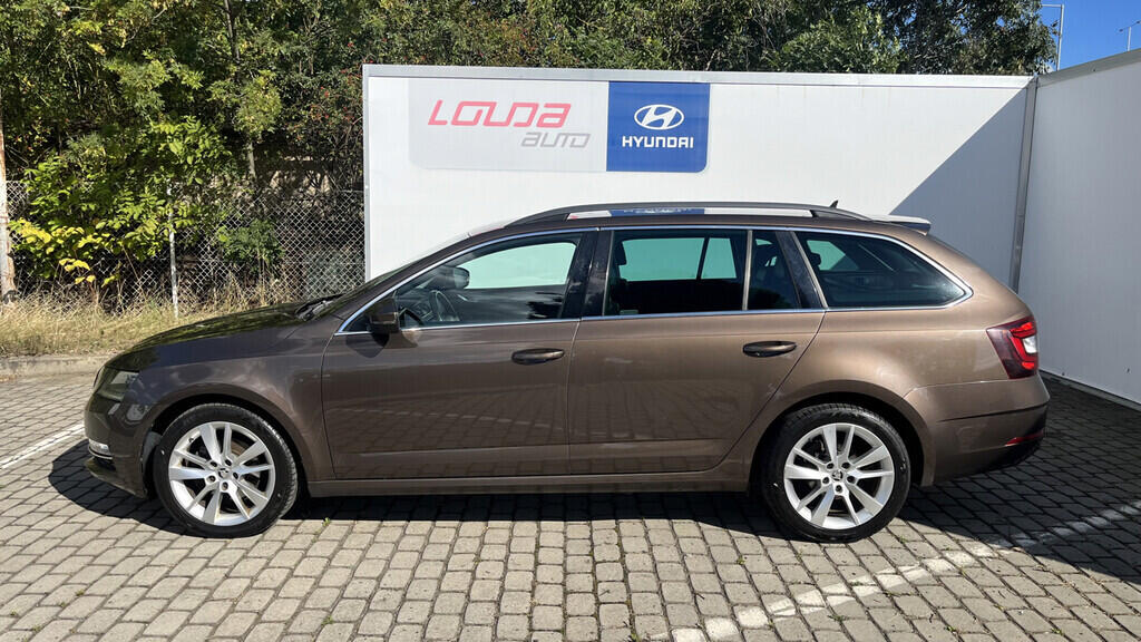 OB199V00611_12.webp_OCTAVIA Style Plus 2.0 TDI 110 kW automat