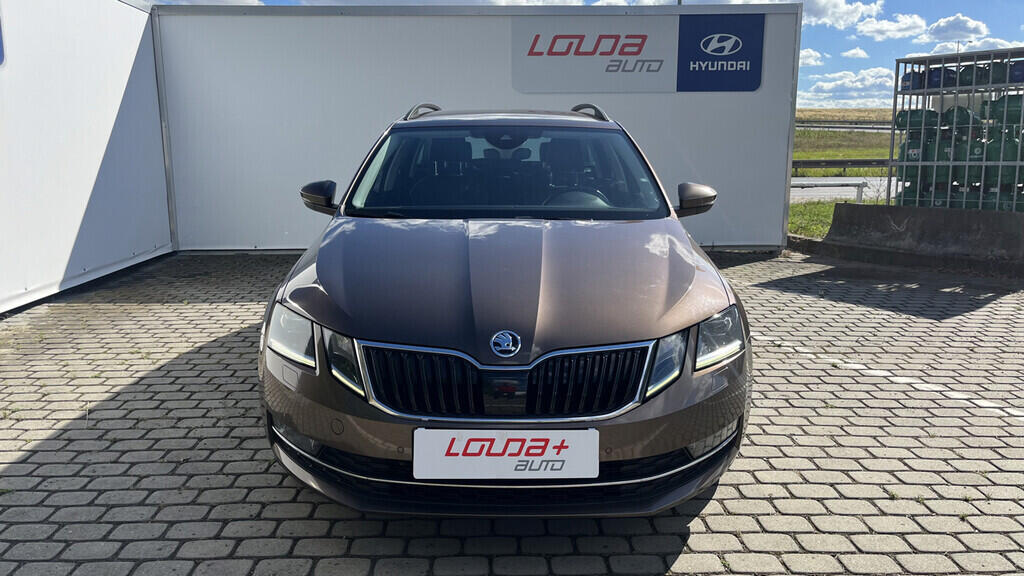 OB199V00611_13.webp_OCTAVIA Style Plus 2.0 TDI 110 kW automat
