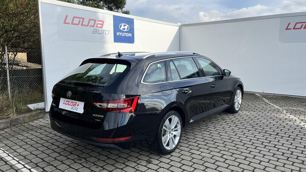 OB199V00613_11.webp_SUPERB Style 2.0 TDI 140 kW automat, DPH