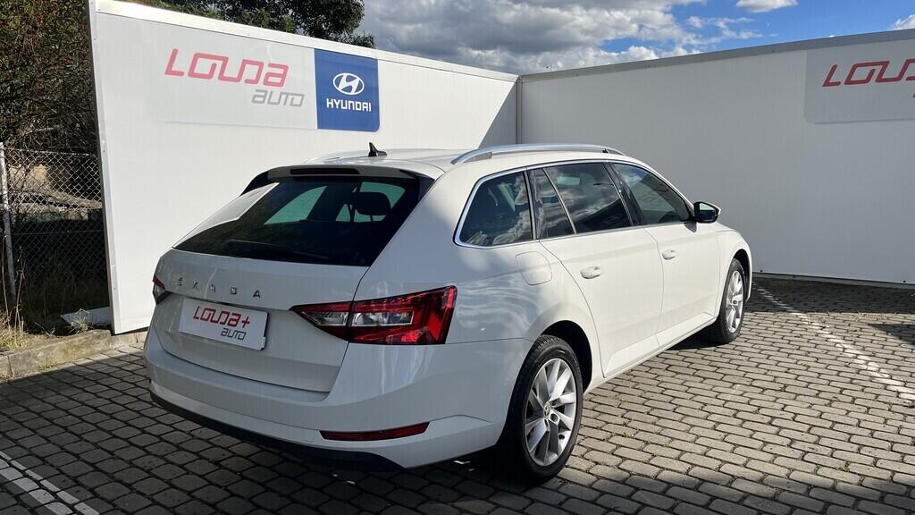 OB199V00614_11.webp_SUPERB Style 2.0 TDI 110 kW automat, DPH