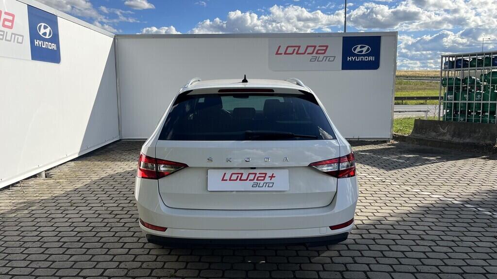 OB199V00614_17.webp_SUPERB Style 2.0 TDI 110 kW automat, DPH