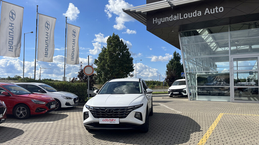 TUCSON Smart + Nav 1.6  110 kW manuál