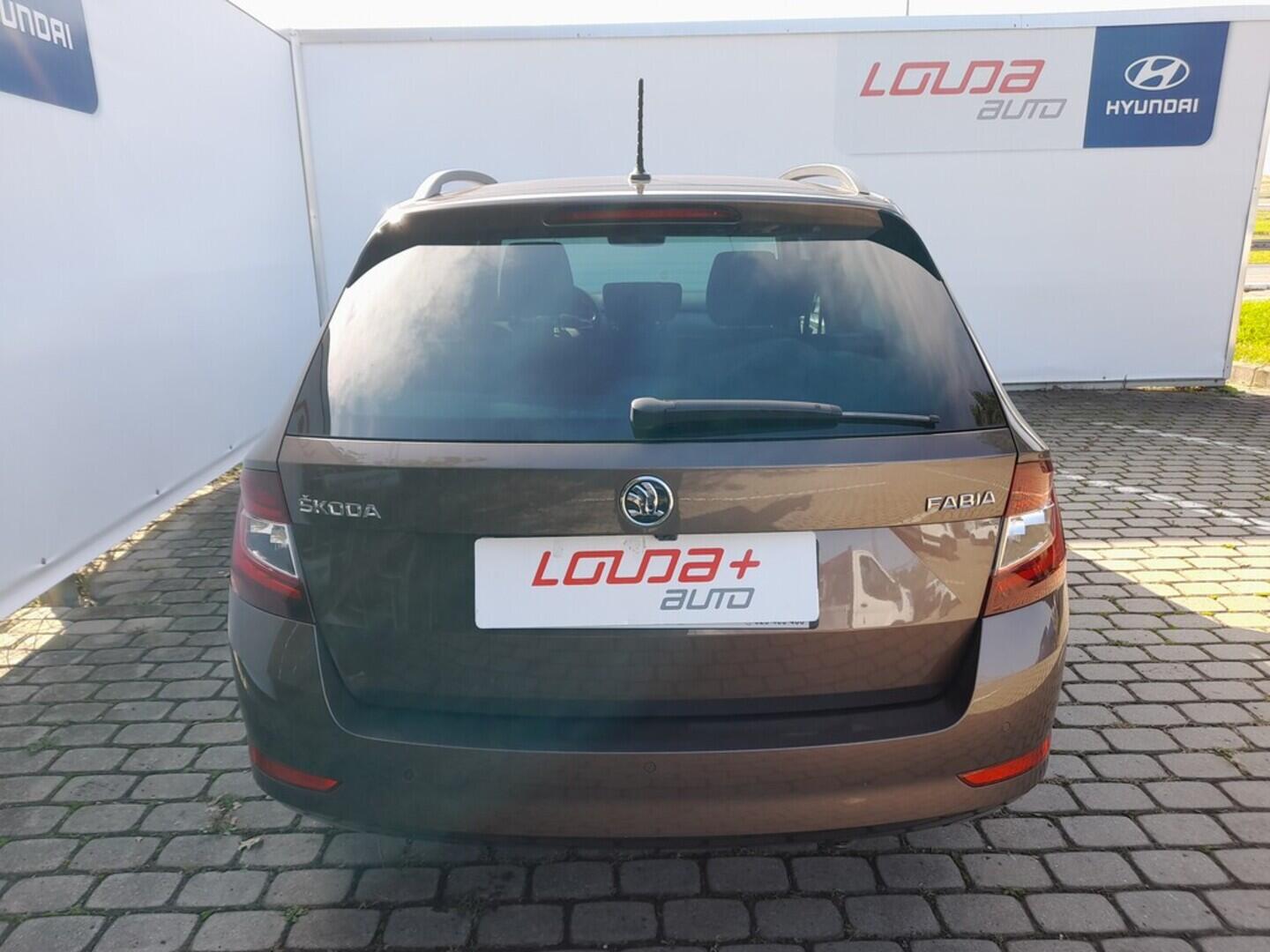 OB199V00623_17.webp_FABIA Style Plus 1.0 TSI 81 kW manuál