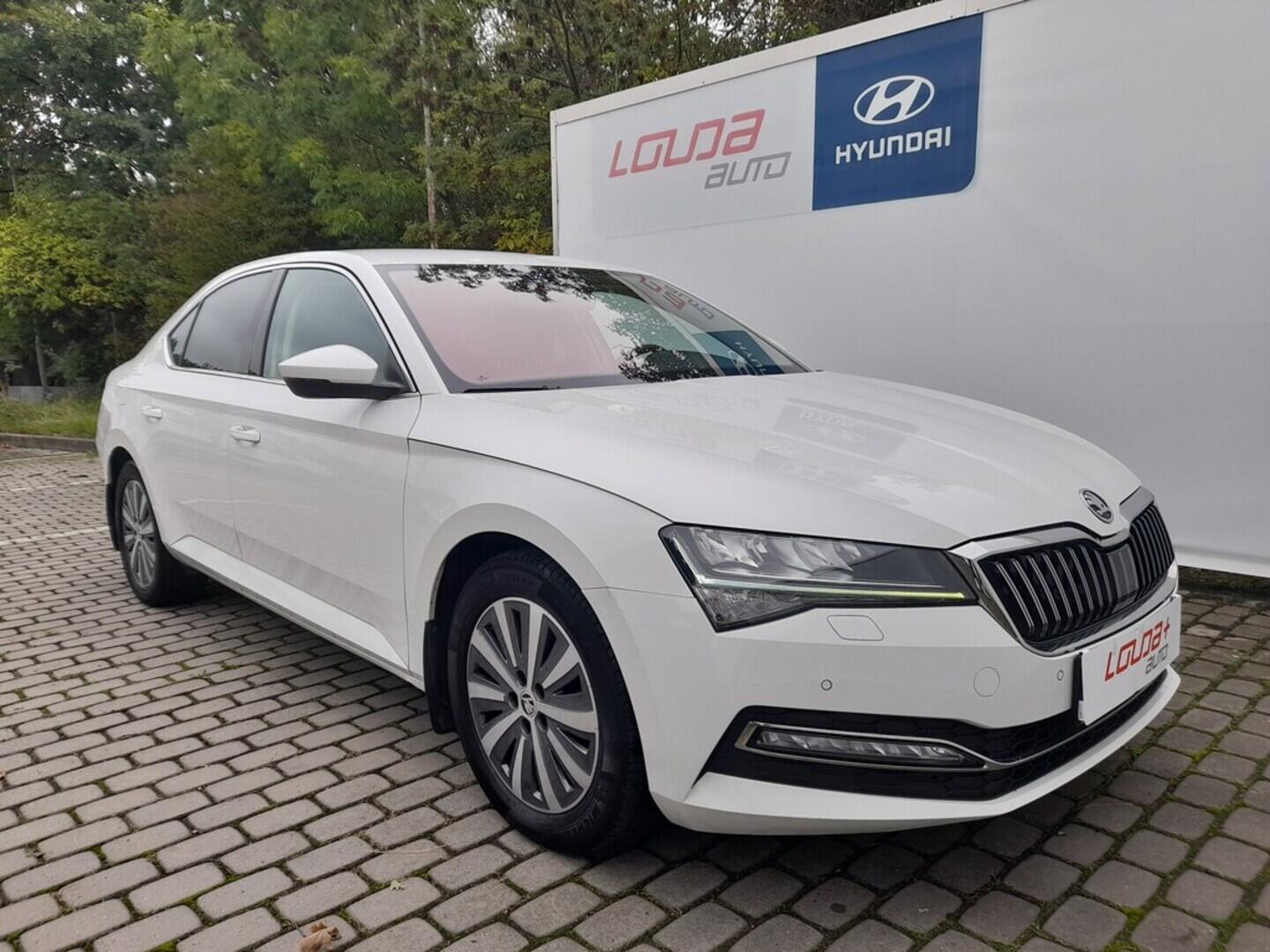 OB199V00628_14.webp_SUPERB Style 2.0 TDI 110 kW automat, DPH