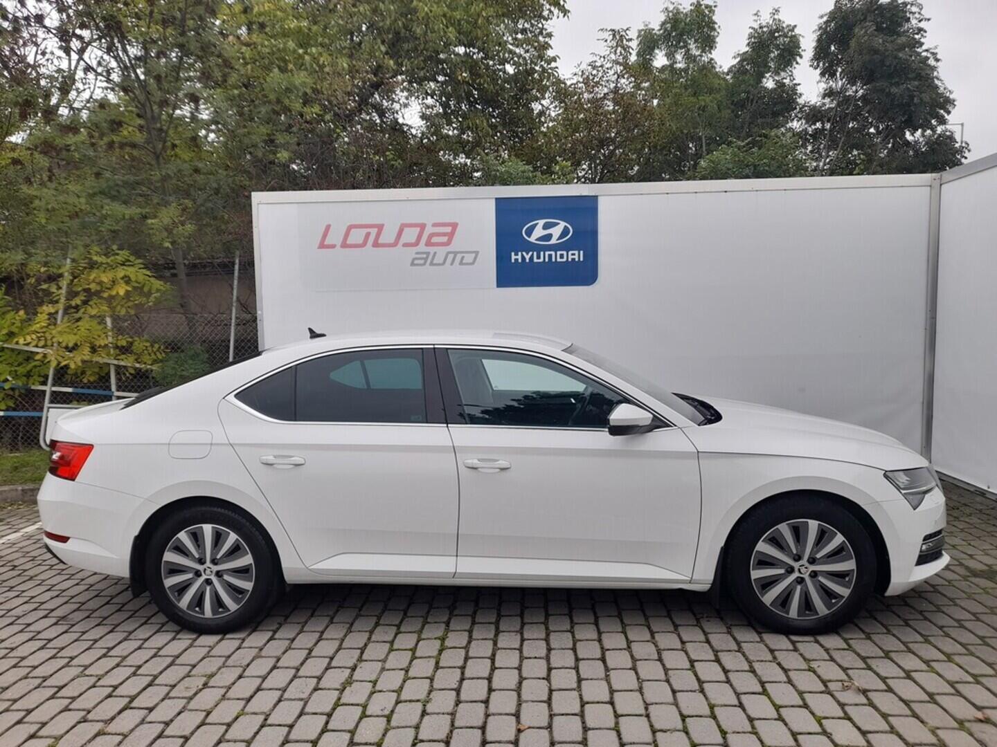 OB199V00628_16.webp_SUPERB Style 2.0 TDI 110 kW automat, DPH