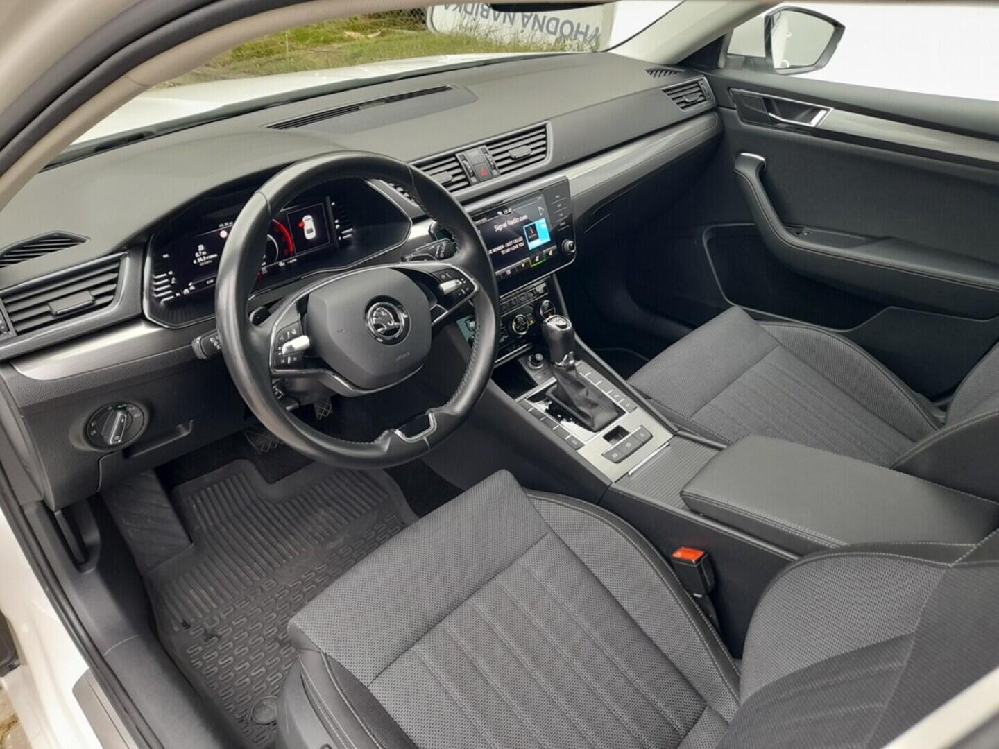OB199V00628_19.webp_SUPERB Style 2.0 TDI 110 kW automat, DPH
