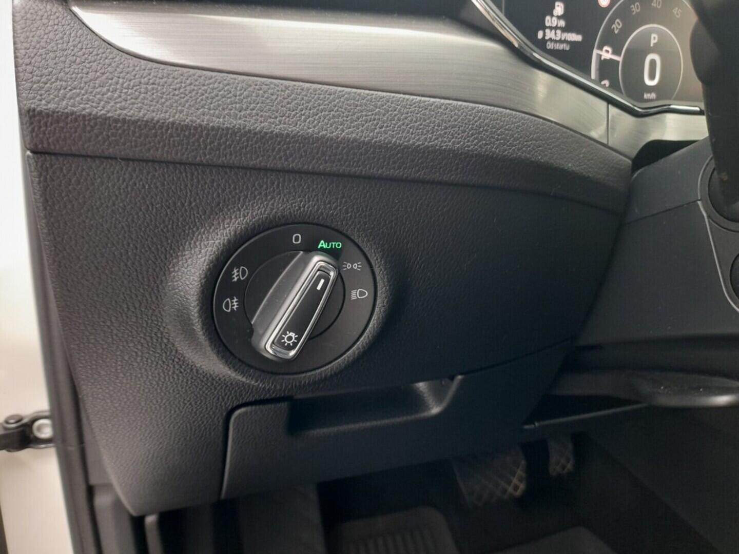 OB199V00628_22.webp_SUPERB Style 2.0 TDI 110 kW automat, DPH