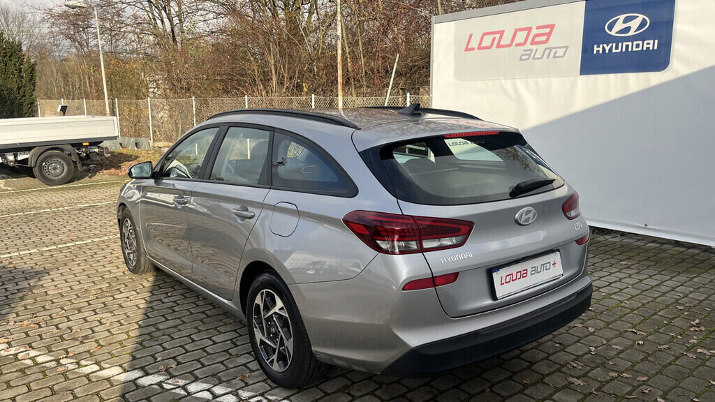 OB199V00640_15.webp_I30  1.0  74 kW manuál, DPH