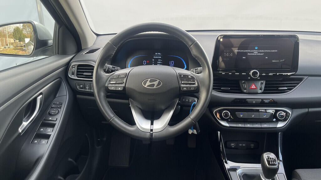 OB199V00640_23.webp_I30  1.0  74 kW manuál, DPH