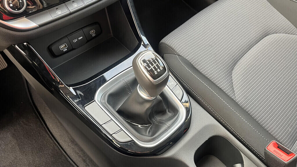 OB199V00640_28.webp_I30  1.0  74 kW manuál, DPH