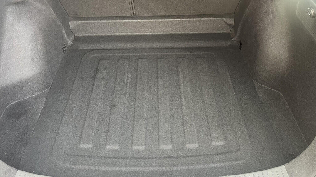 OB199V00640_30.webp_I30  1.0  74 kW manuál, DPH