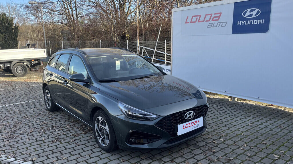 OB199V00642_14.webp_I30  1.0  74 kW manuál, DPH