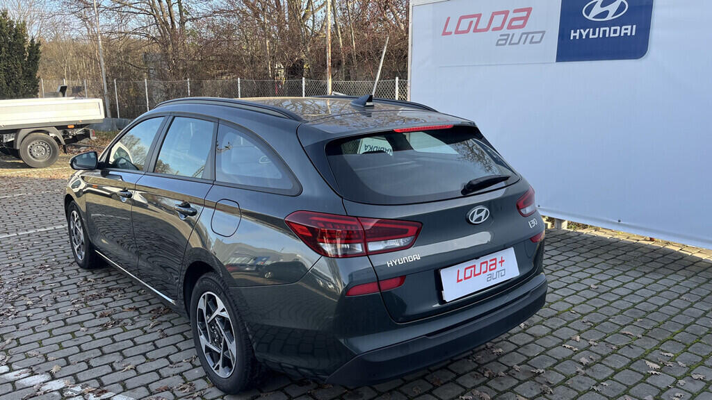 OB199V00642_15.webp_I30  1.0  74 kW manuál, DPH